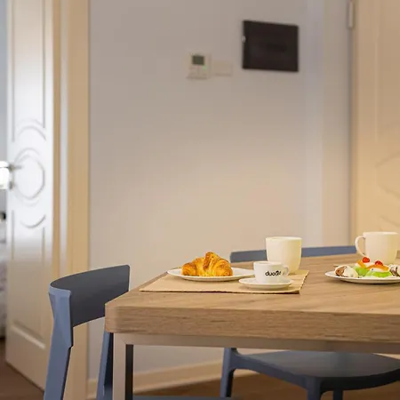 Duomo شقة تْشيفالو